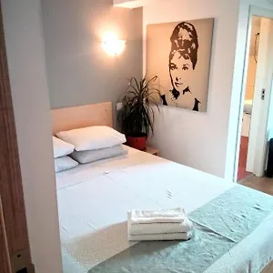 3* Πανσιόν Central (adults Only)
